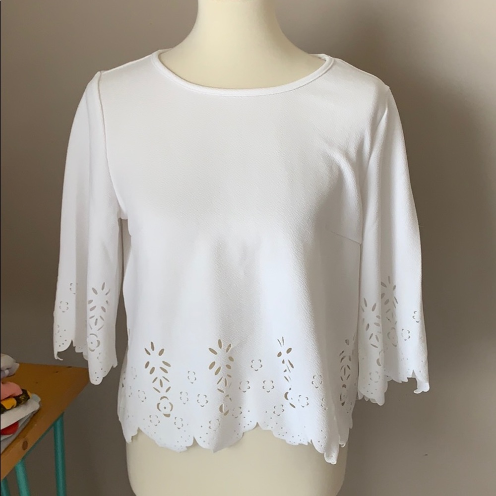 White cut out blouse by SHEIN popular pattern‎ sz L
